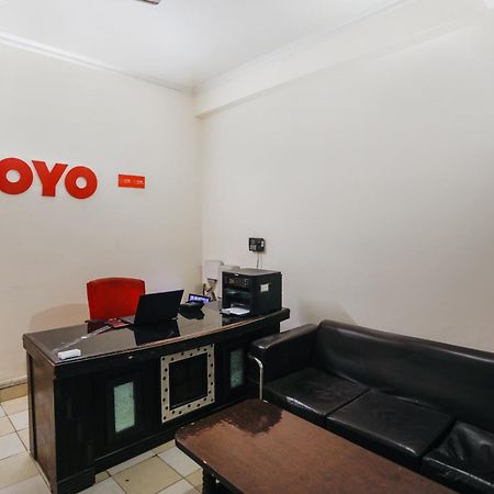 Hotel O Av Residency Near Botanic Garden Of Indian Republic Нойда Экстерьер фото